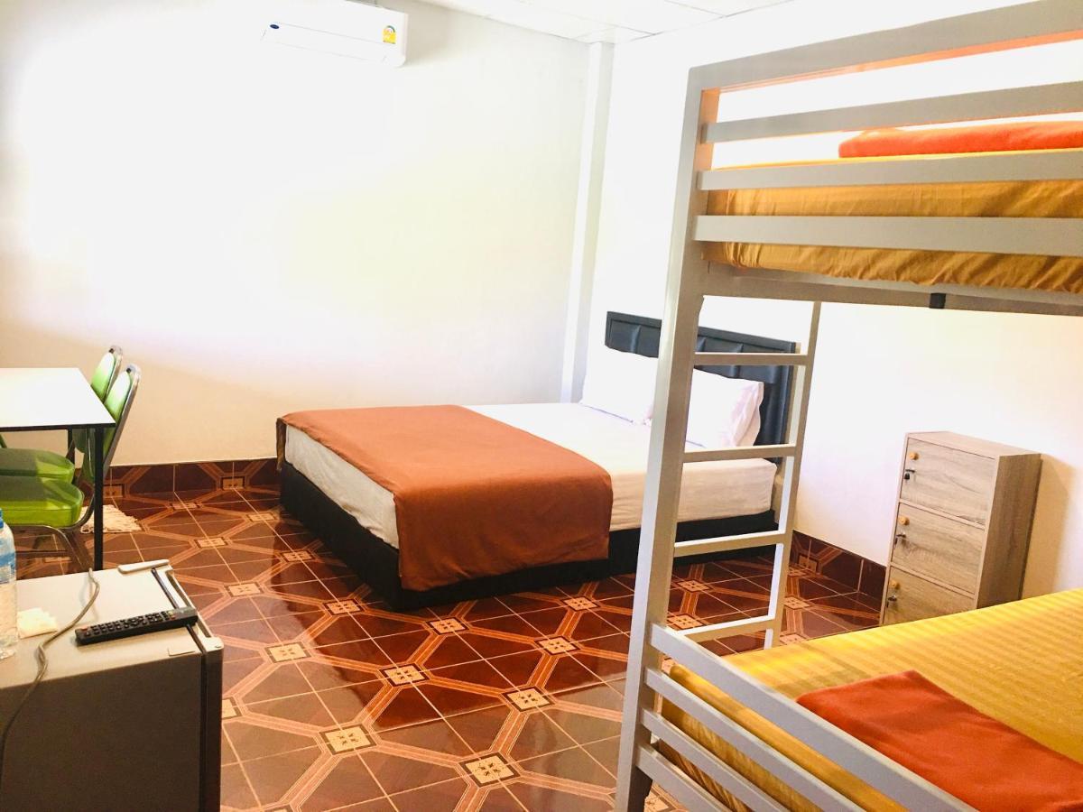 Ferienwohnung Saeng Tai Amphawa Samut Songkhram Exterior foto